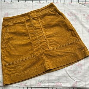 Uniqlo Copper Corduroy Skirt in size 8